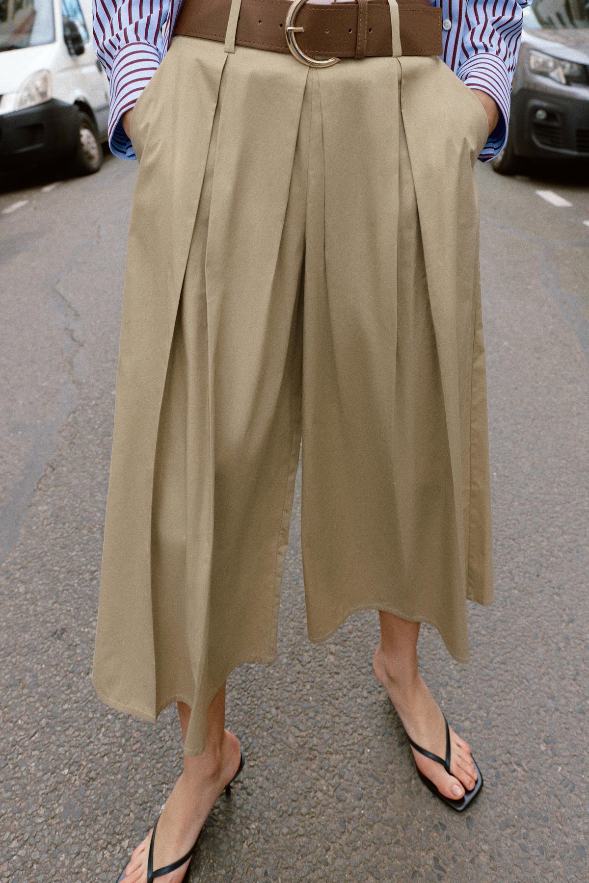 PANTALÓN CULOTTE CINTURÓN